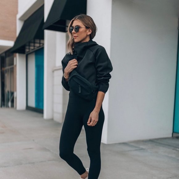 Tops - Lululemon airwrap pullover hoodie